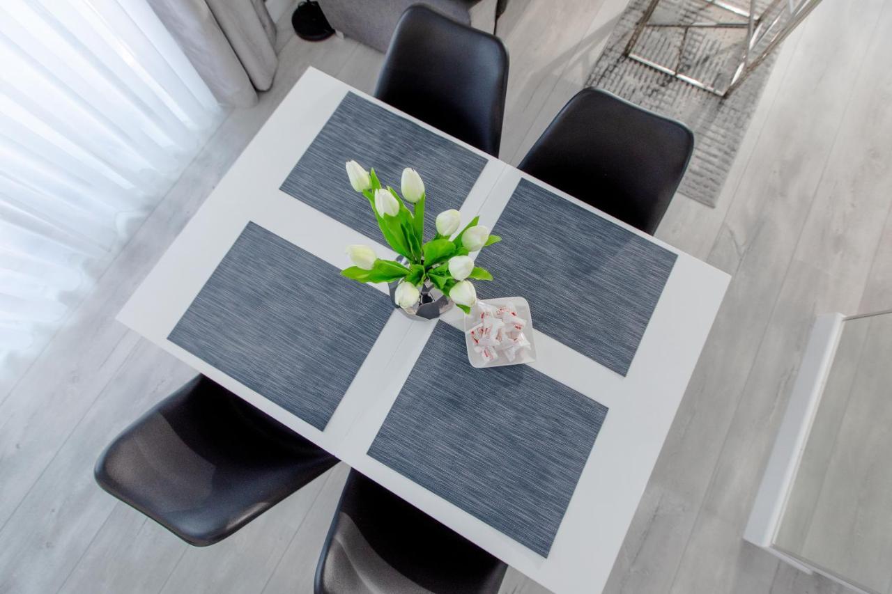 Apartment Linia Komfortu Gardenia Z Widokiem Na Morze Epapartamenty *